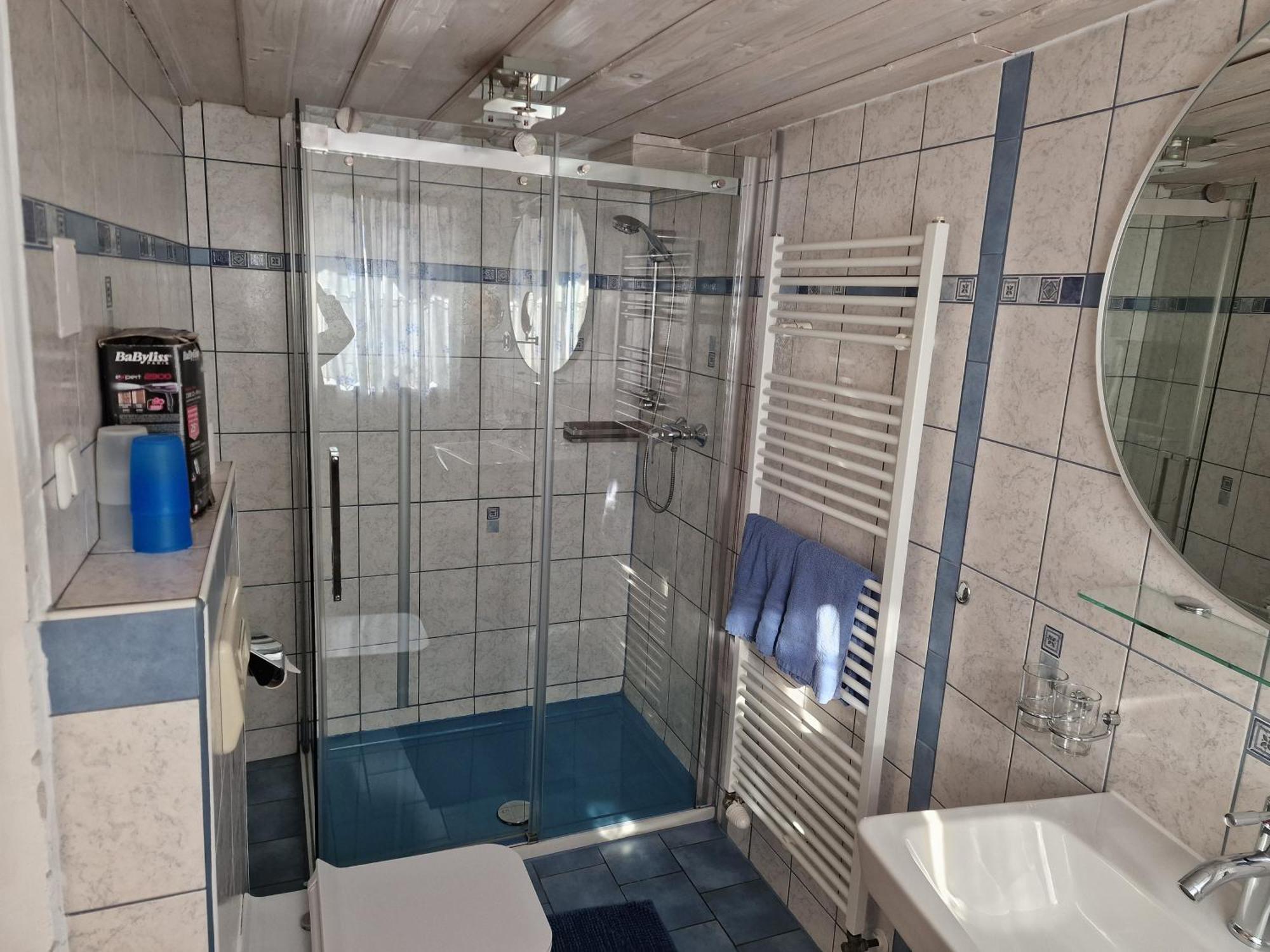 Апартаменты Badhaus Ахенкирьх Экстерьер фото