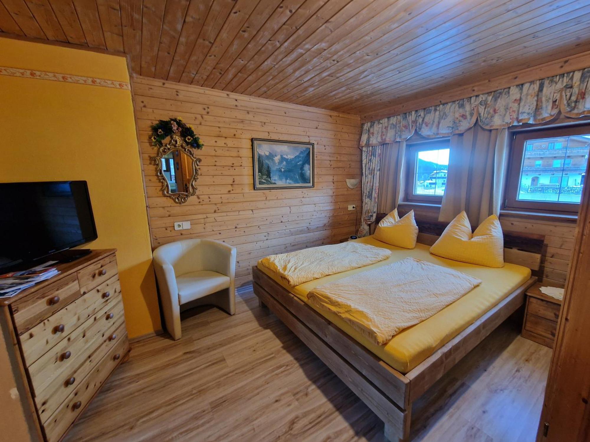 Апартаменты Badhaus Ахенкирьх Экстерьер фото